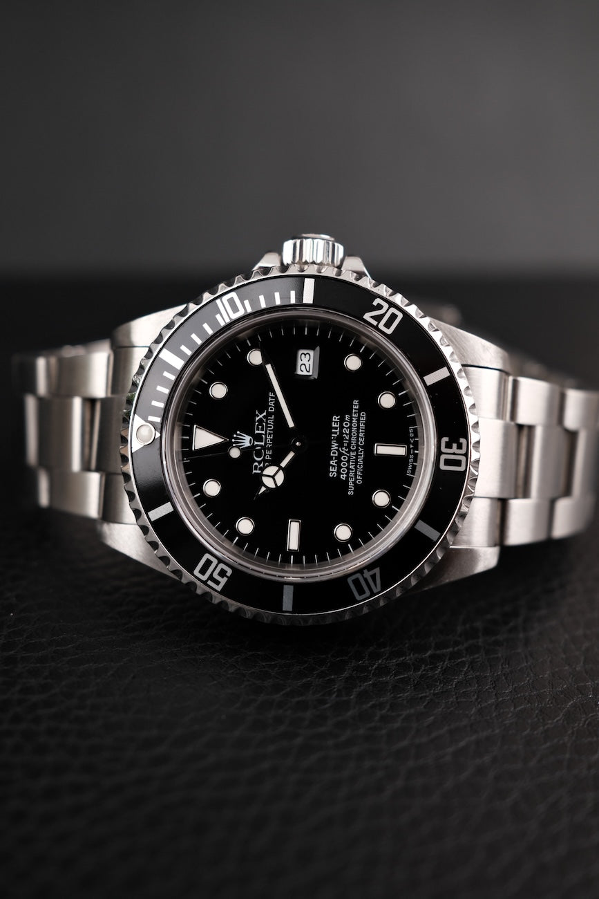 Rolex Sea-Dweller 4000, LC100 16600 Box + og. Papiere