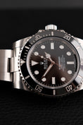 Bild in Galerie-Betrachter laden, Rolex Submariner No Date 114060 Box + og. Papiere First Buyer's Invoice, LC EU
