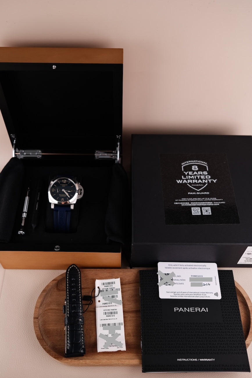 Panerai Luminor 1950 3 Days GMT Automatic PAM01033  Box + og. Papiere 99% New 2024 Unworn Leather Strap 44mm