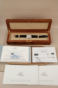 Charger l'image dans la visionneuse de la galerie, Breguet Classique 5157BB/11/9V6 Box + og. Papiere Breguet Service 2023
