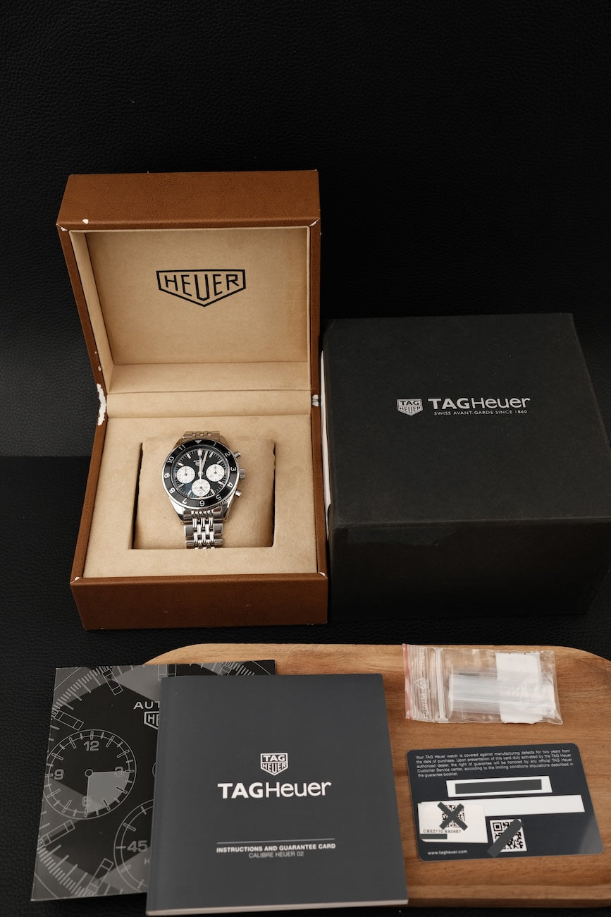 Tag Heuer Autavia CBE2110.BA0687 Box + og. Papiere