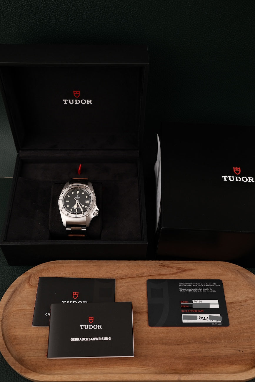 Tudor Black Bay 70150 Box + og. Papiere P01