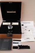 Carica l'immagine nel visualizzatore della galleria, Panerai Luminor Submersible 1950 Pangaea Depth Gauge PAM00307 Box + og. Papiere Panerai Service 2024
