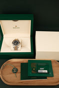 Bild in Galerie-Betrachter laden, Rolex GMT-Master II 126713GRNR Box + og. Papiere S/G, Bruce Wayne
