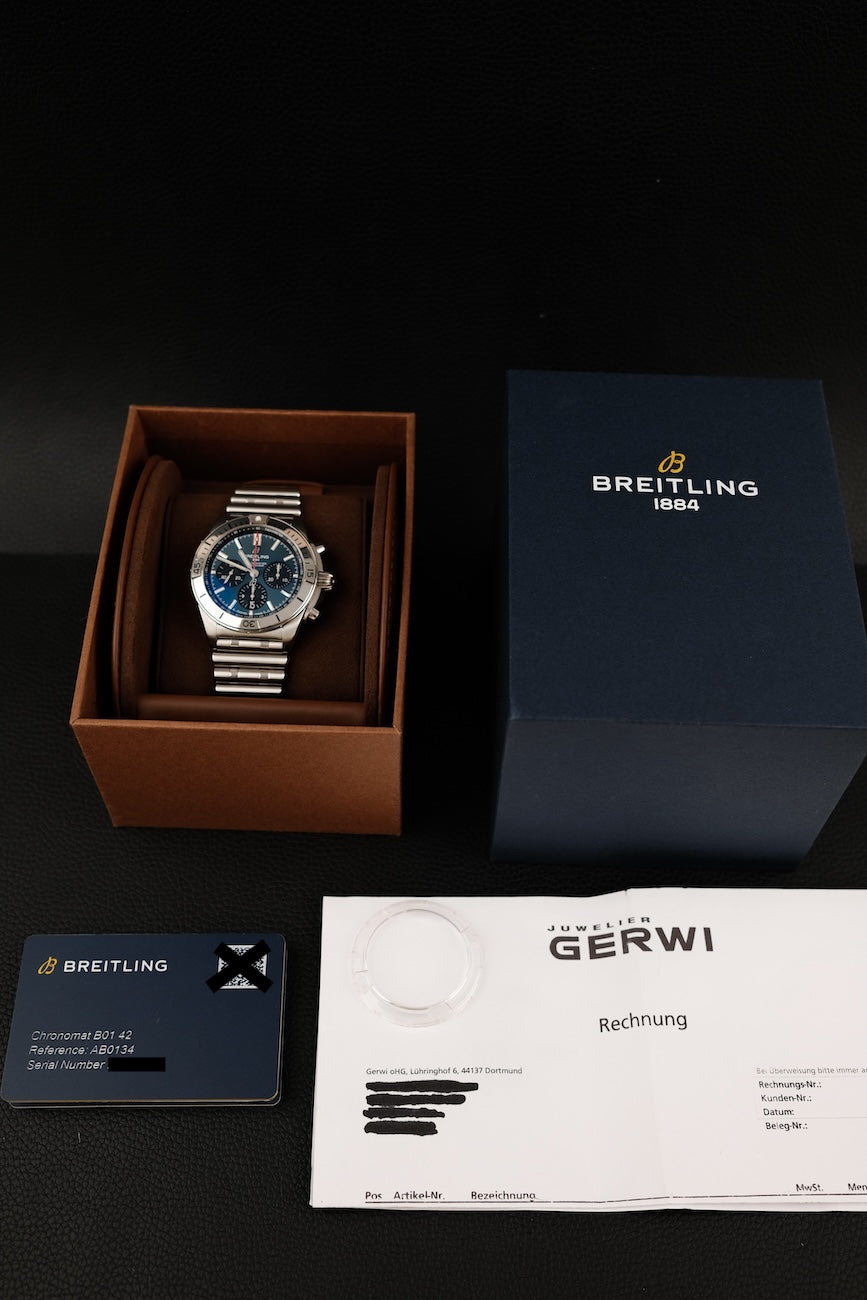 Breitling Chronomat B01 42 AB0134 Box + og. Papiere Blue Dial, 99% New, First Buyers Invoice, German Delivered