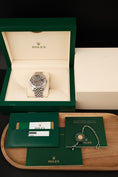 Carica l'immagine nel visualizzatore della galleria, Rolex Datejust 41  126334 Box + og. Papiere Grey Rhodium Dial Jubilee Bracelet
