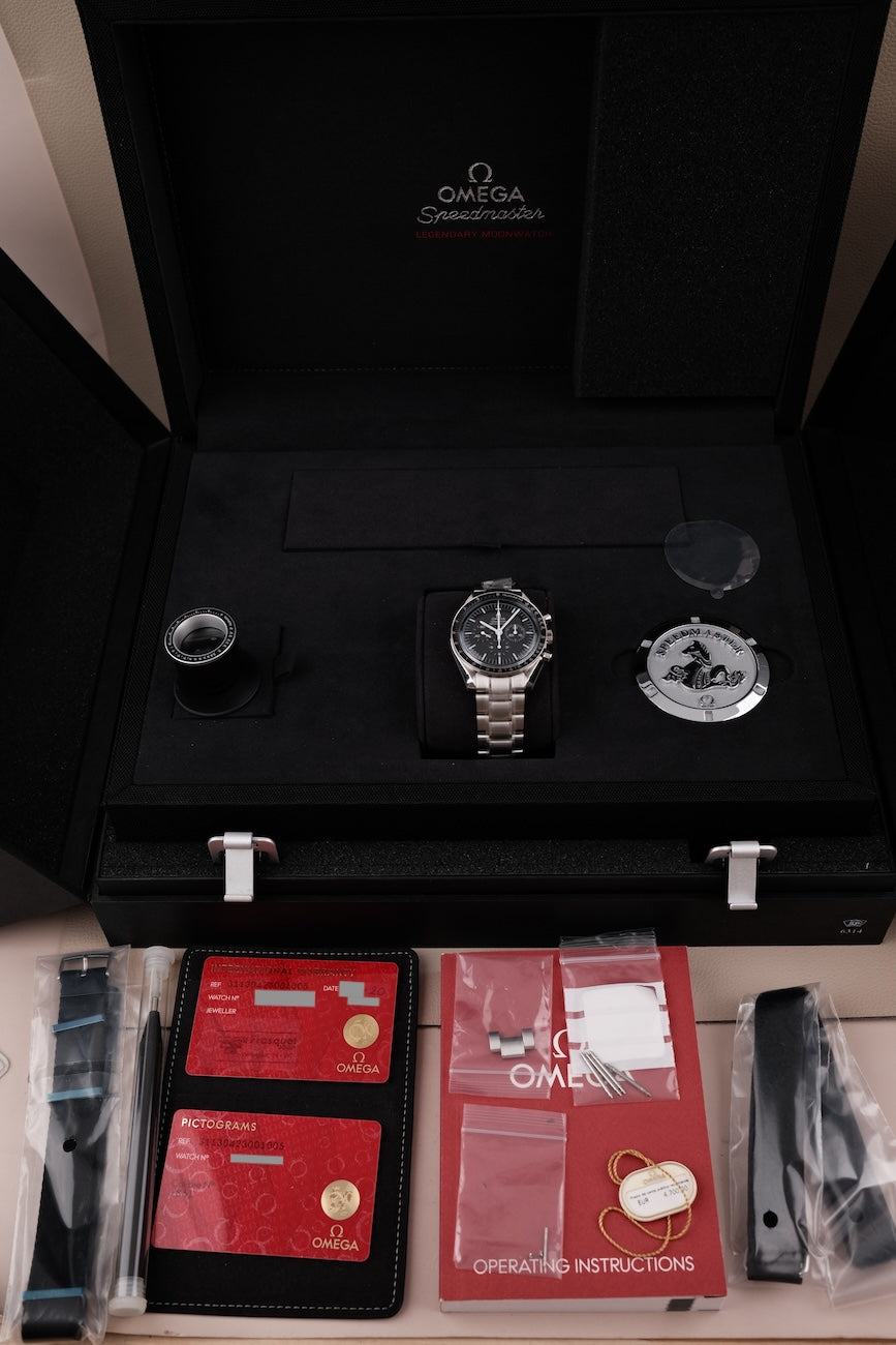 Omega Speedmaster Moonwatch 31130423001005 Box + og. Papiere NEW Stickered