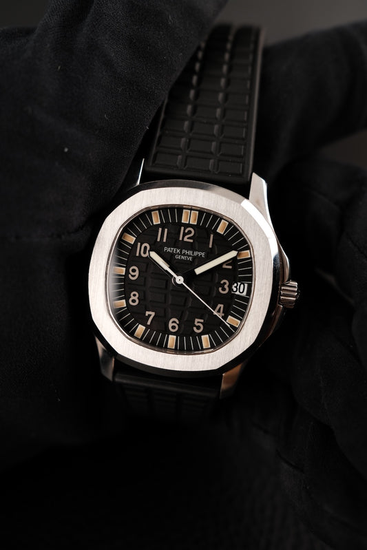 Patek Philippe Aquanaut 5066  2024 Extract