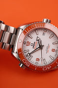 Cargar la imagen en la vista de la galería, Omega Seamaster Planet Ocean 600M 21530442104001 Box + og. Papiere Orange, German Delivered
