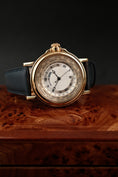 Charger l'image dans la visionneuse de la galerie, Breguet Marine Horae Mundi 3700 Box + og. Papiere Rare, 38mm, 18k Yellow Gold, Serviced
