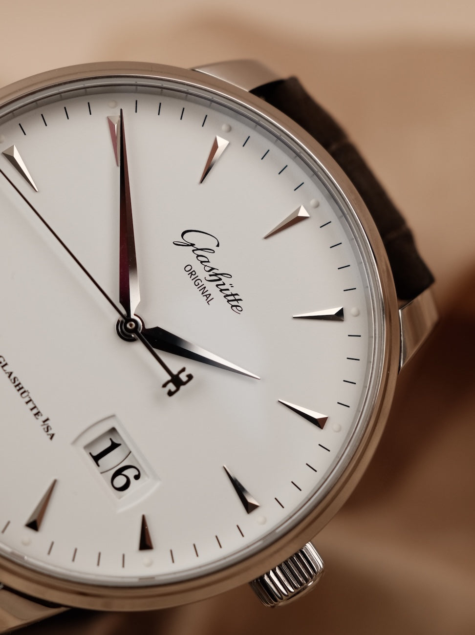 Glashütte Senator Excellence Panorama Big Date 1-36-03-05-02-31 Box + og. Papiere German Delivered