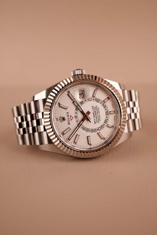 Rolex Sky-Dweller 326934 Box + og. Papiere White Dial Jubilee Bracelet