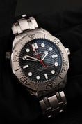 Load image into Gallery viewer, Omega Seamaster Professional Chronometer 21030422001002 Box + og. Papiere "Nekton"
