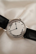 Charger l'image dans la visionneuse de la galerie, Breguet Classique 5157BB/11/9V6 Box + og. Papiere Breguet Service 2023
