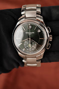 Load image into Gallery viewer, Patek Philippe Annual Calendar Chronograph 5905/1A-001 Box + og. Papiere Green Dial 42mm EU Delivered
