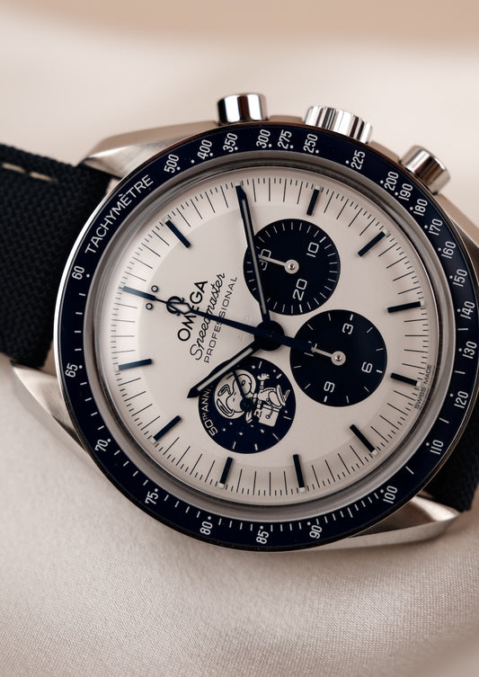 Omega Speedmaster 31032425002001 Box + og. Papiere 'Silver Snoopy Award' 50th Anniversary