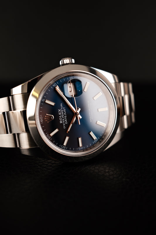 Rolex Datejust 41mm 126300 Box + og. Papiere Blue Dial Oyster Smooth Bezel