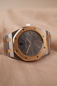 Carica l'immagine nel visualizzatore della galleria, Audemars Piguet Royal Oak Jumbo 5402SA Service Papers/Extrakt AP Certification + Extract, SERVICED by AP, Crazy Condition
