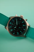 Carica l'immagine nel visualizzatore della galleria, IWC Pilot Watch F1 Petronas IW388108 Box + og. Papiere New
