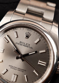 Carica l'immagine nel visualizzatore della galleria, Rolex Oyster Perpetual 36 116000 Box + og. Papiere Silver Stick Dial, LC100, First Buyer's Invoice
