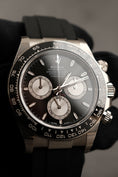 Load image into Gallery viewer, Rolex Daytona  126519LN Box + og. Papiere Whitegold NEW 08/2024 German First Buyer’s Invoice Stickered
