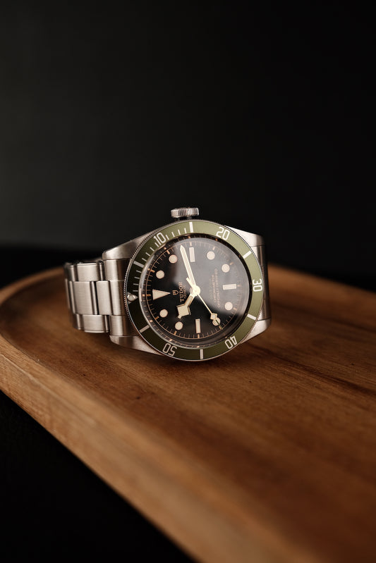 Tudor Black Bay Harrods 79230G Box + og. Papiere