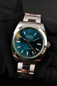 Load image into Gallery viewer, Rolex Milgauss  116400GV Box + og. Papiere Blue Dial, LC100, First Buyer's Invoice
