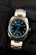 Bild in Galerie-Betrachter laden, Rolex Oyster Perpetual 36 116000 Box + og. Papiere Blue Dial
