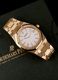 Carica l'immagine nel visualizzatore della galleria, Audemars Piguet Royal Oak Jumbo 15202BA Box + og. Papiere 125th Anniversary Edition 2000 Collector´s Set First Edition
